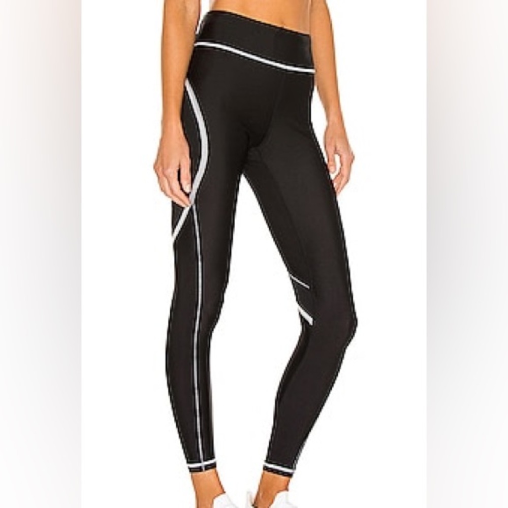 Alala Surf Tight Black + white / S